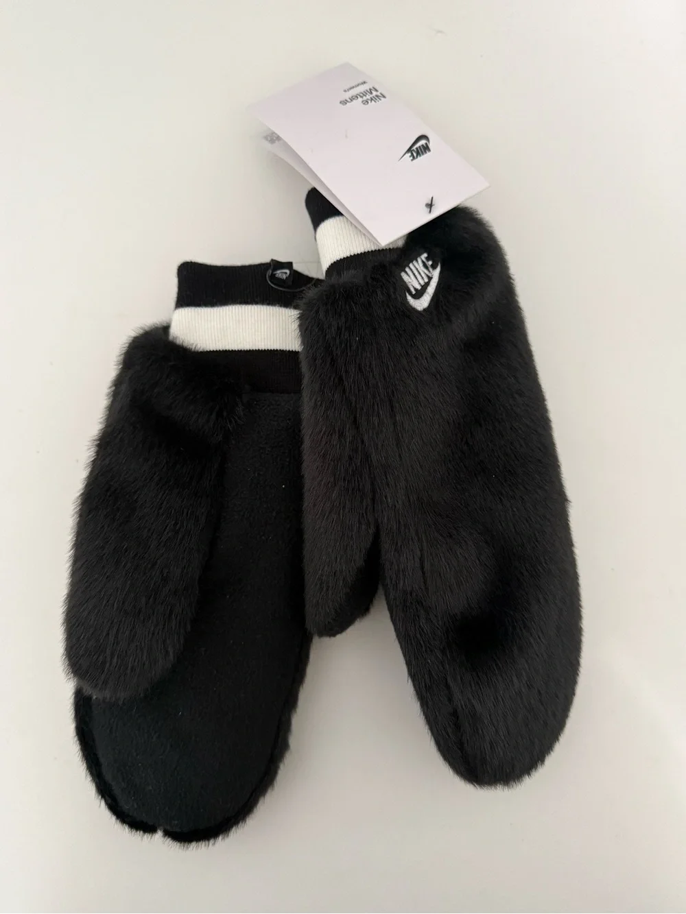 NWT Nike Faux Fur Mittens